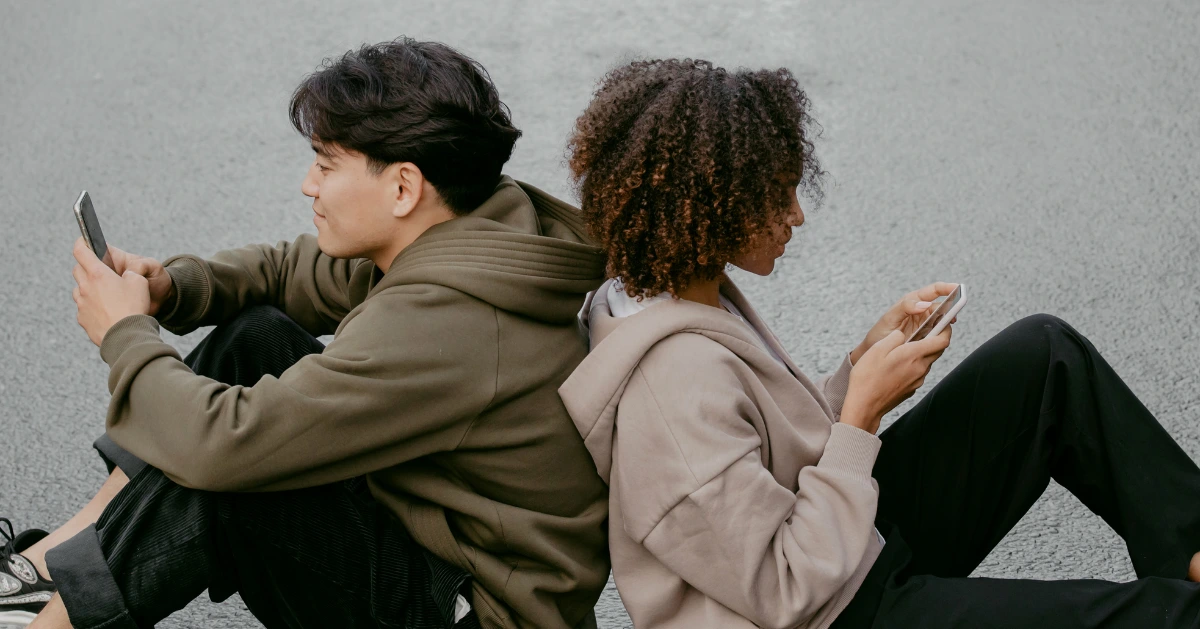 couple sitting on the ground